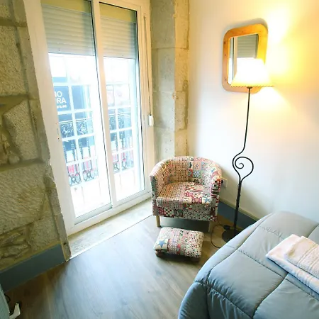 Apartment Piso Centrico De Tres Reformado Del S Xix Vigo
